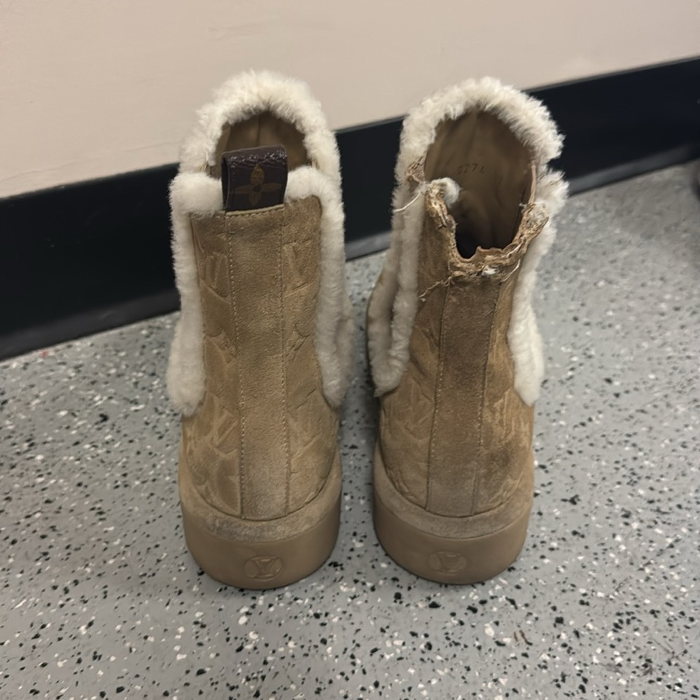 Louis Vitton Aspen Chelsea ankle boot - Picture 2 of 3